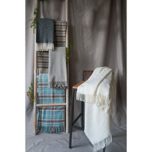 Load image into Gallery viewer, Throw Plain Gris Claro - Throw  manta cobija decoracion pie de cama cubre sofa
